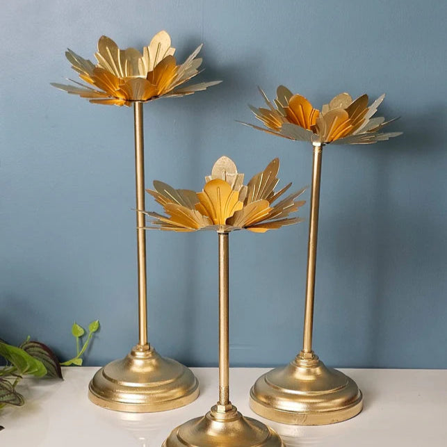 1 Set (3 Pcs) Decorative Lotus Leaves Candle Holder – Gold Polish Urli Bowl Tealight Candle Holder Stand for Home Decor