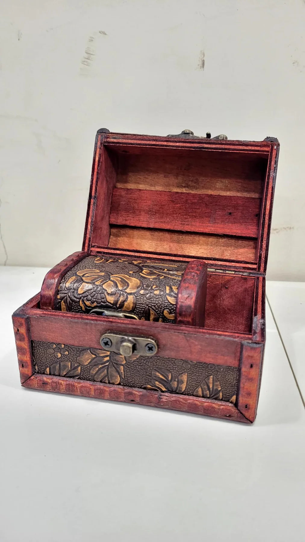 1 Set Wooden Folding Gift Box – Decorative Box for Special Occasions