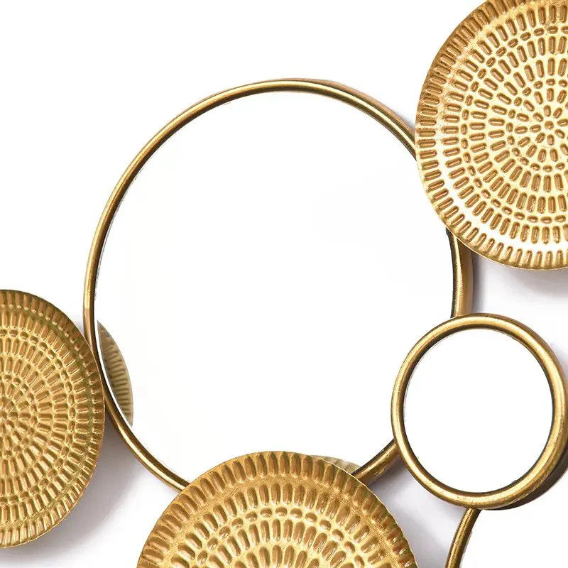 Golden Platter Metal Wall Art – A Touch of Elegance and Sophistication for Your Space