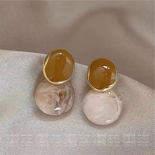Amber Swirl Enamel Drop Earrings – Artistic Earth-Tone Imitation Jewelry