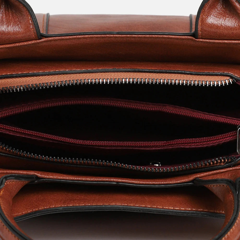 Aphrodite Brown Handbag – Where Elegance Meets Function
