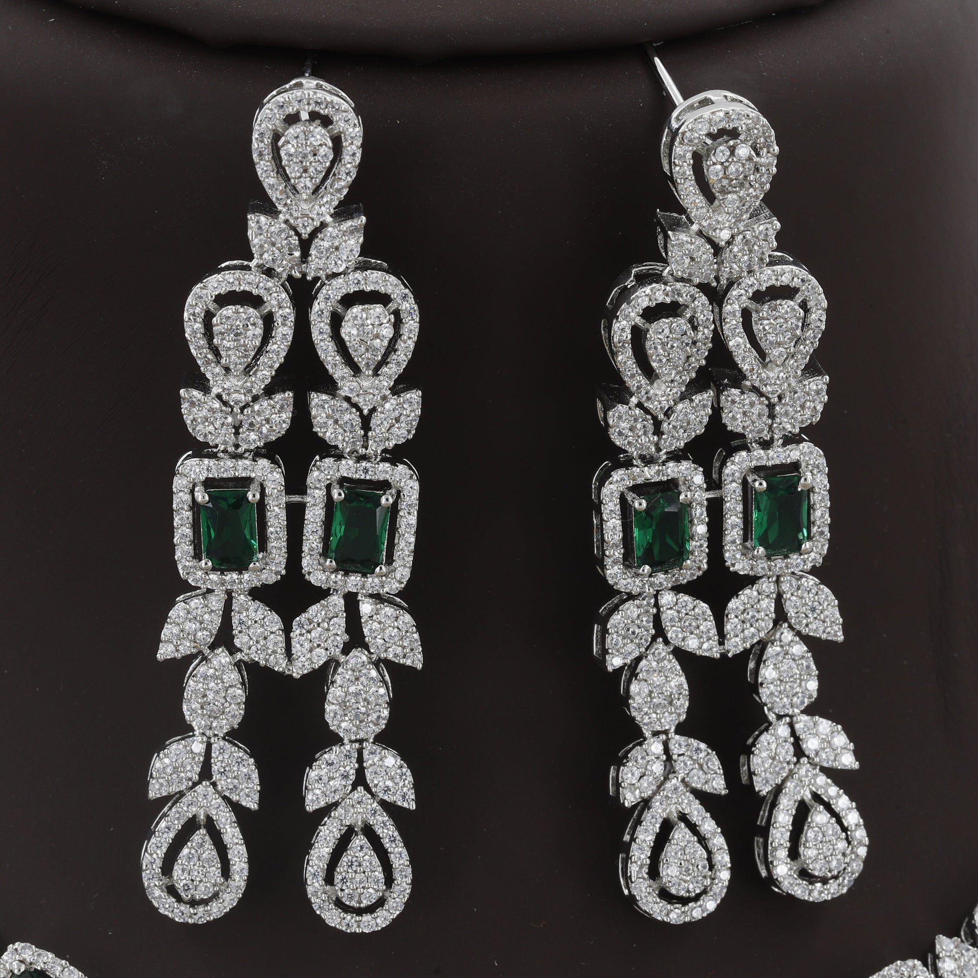 Big Wedding and Party Wear Diamond Necklace – A Dazzling Masterpiece of Luxury and Elegance