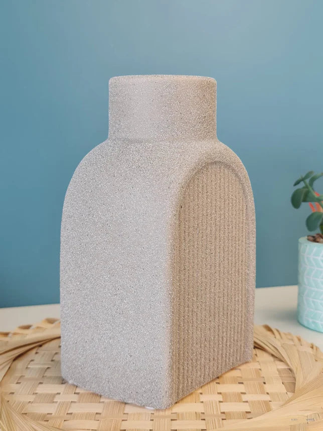 Ceramic Flower Vase – Elegant Grey Decor for Home & Office