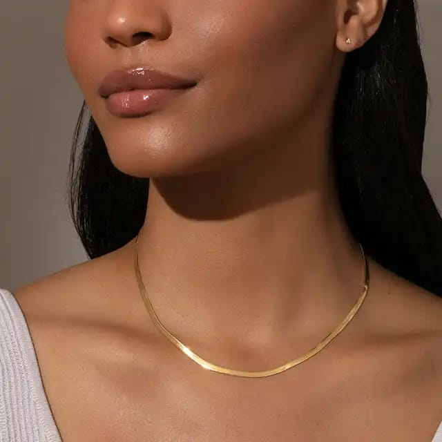 Classic Gold Herringbone Chain Necklace – Sleek, Chic & Unapologetically Bold