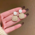 Classic Pearl Cluster Stud Earrings – Modern Vintage Elegance
