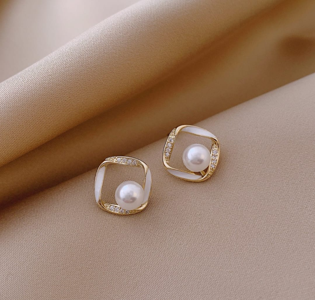 Classic Pearl Frame Earrings – Gold-Tone Studs with Crystal Accents