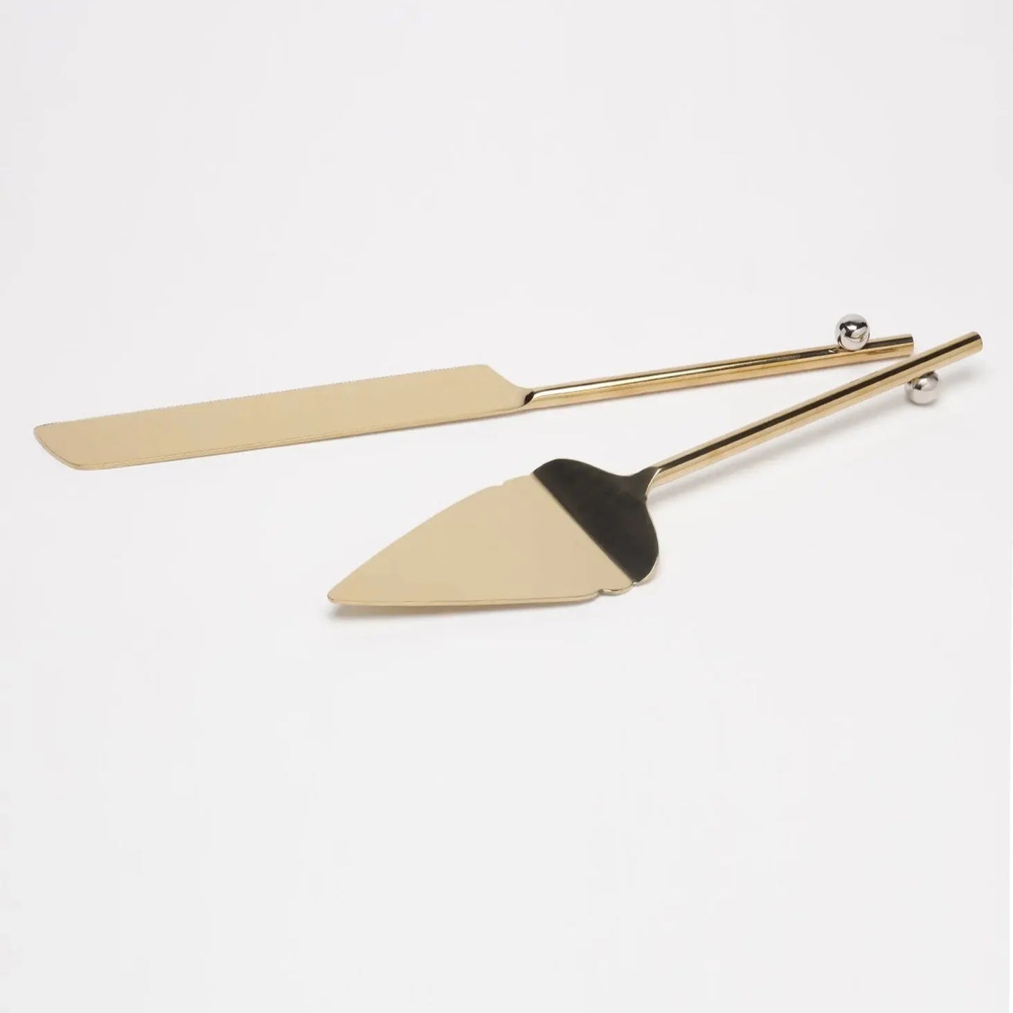 Dana Cake Knives – Set of 2 | Elegant Precision for Perfect Slices