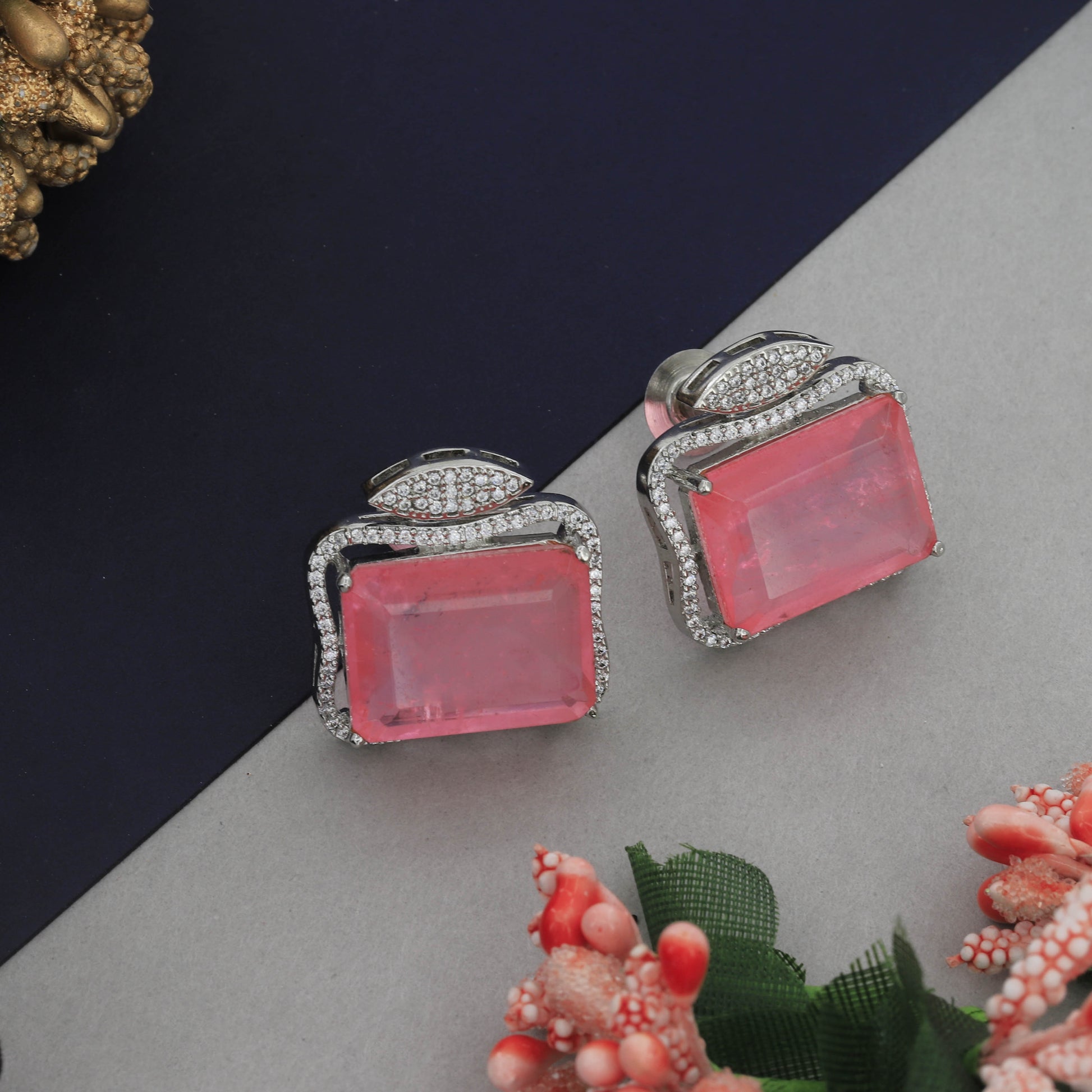 Diamond Choker Set with Pink Colors – A Beautiful Blend of Elegance, Softness, and Luxury