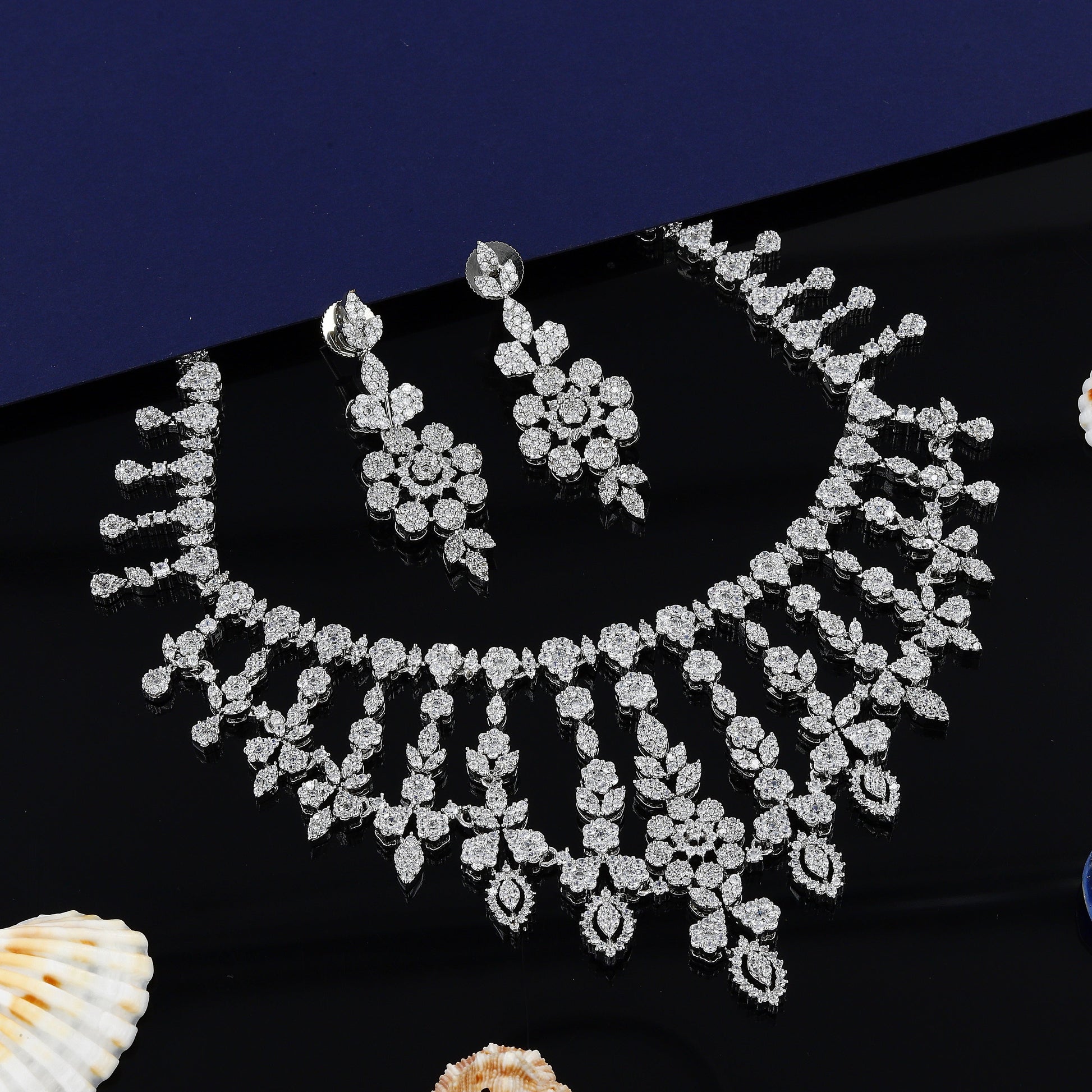 Diamond Flower Design Silver Diamond Necklace – A Floral Touch of Elegance and Radiance