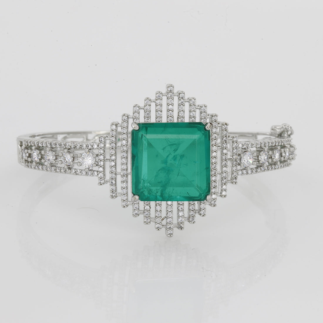 Diamond Cut Stone Bangle Kada for Women – A Sparkling Symbol of Elegance and Grace