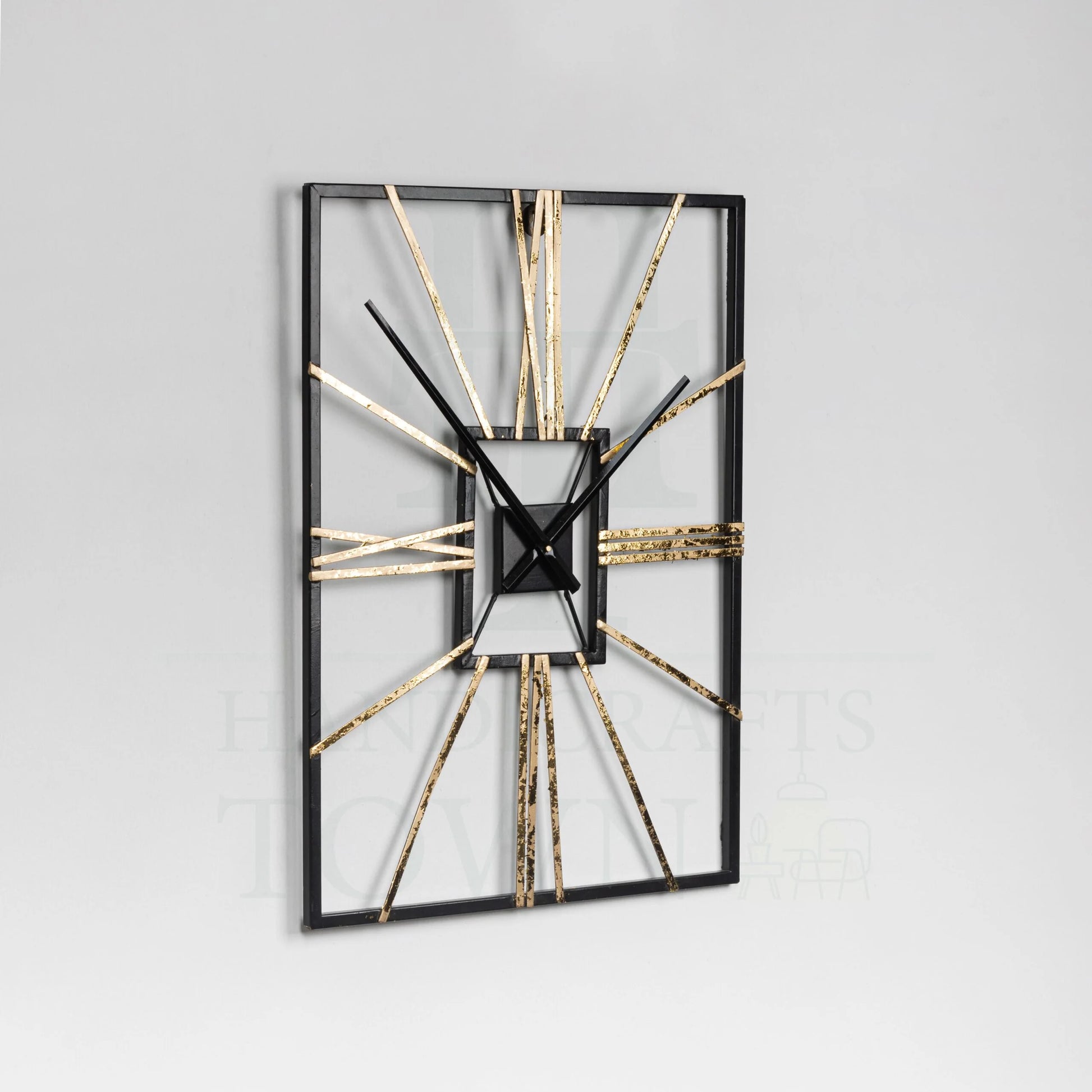 Dillwyn 24″ Wall Clock – A Bold Statement of Style and Precision