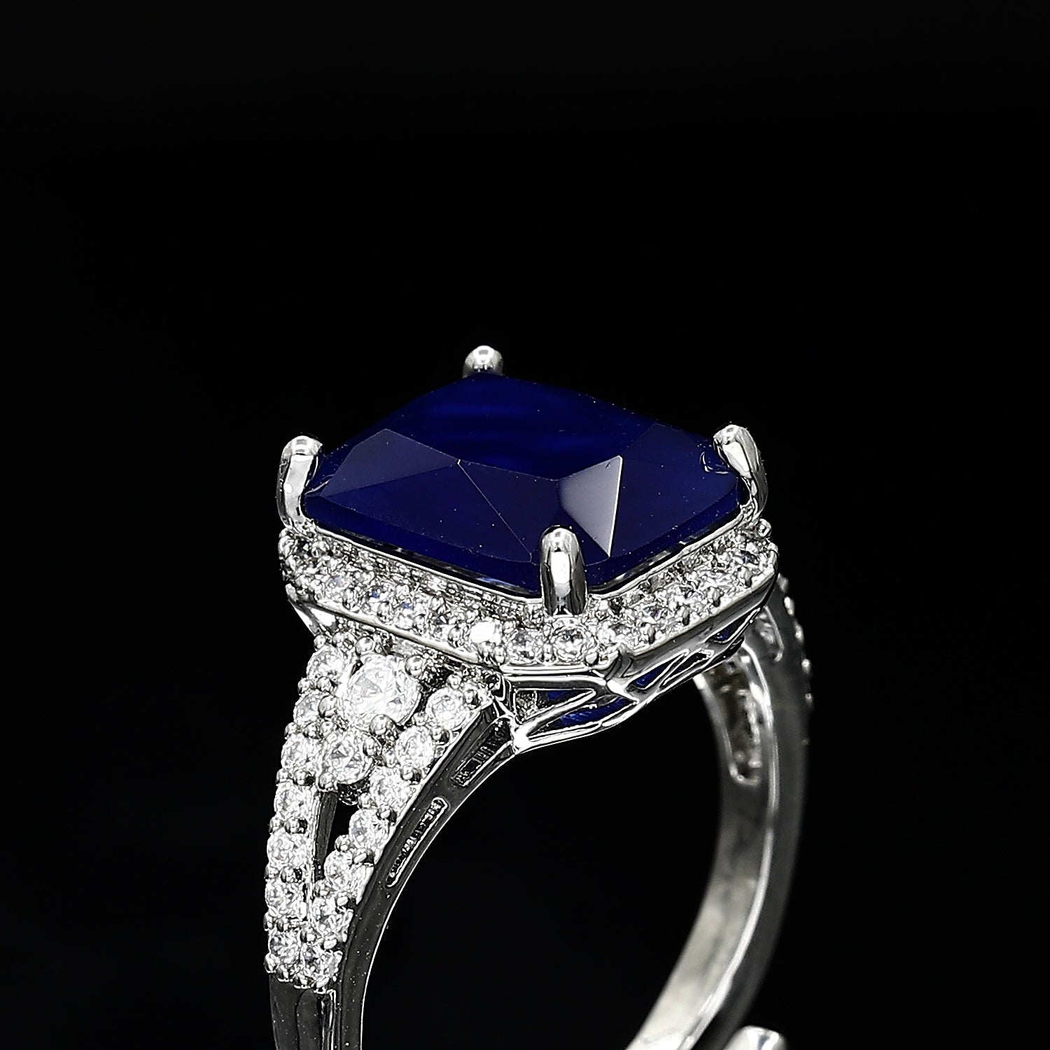 Emerald Cut Diamond Freesize Silvertone Ring – A Radiant Blend of Modern Sophistication and Timeless Charm