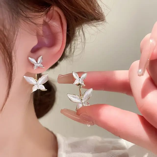 Floral Blossom Enamel Earrings – Elegant White Petal & Gold Jewelry for Women