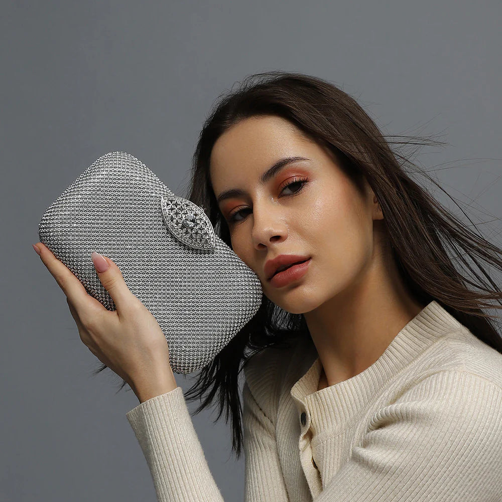 Gleaming Glamour Clutch – A Dazzling Statement of Elegance and Sparkle
