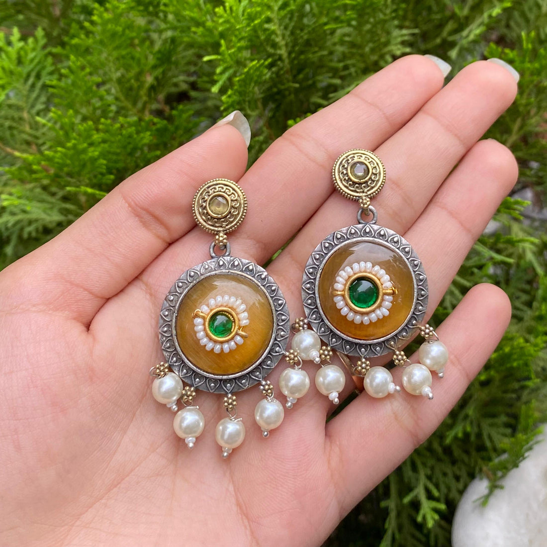 Golden Aura Pearl Drops – A Radiant Glow of Elegance and Warmth