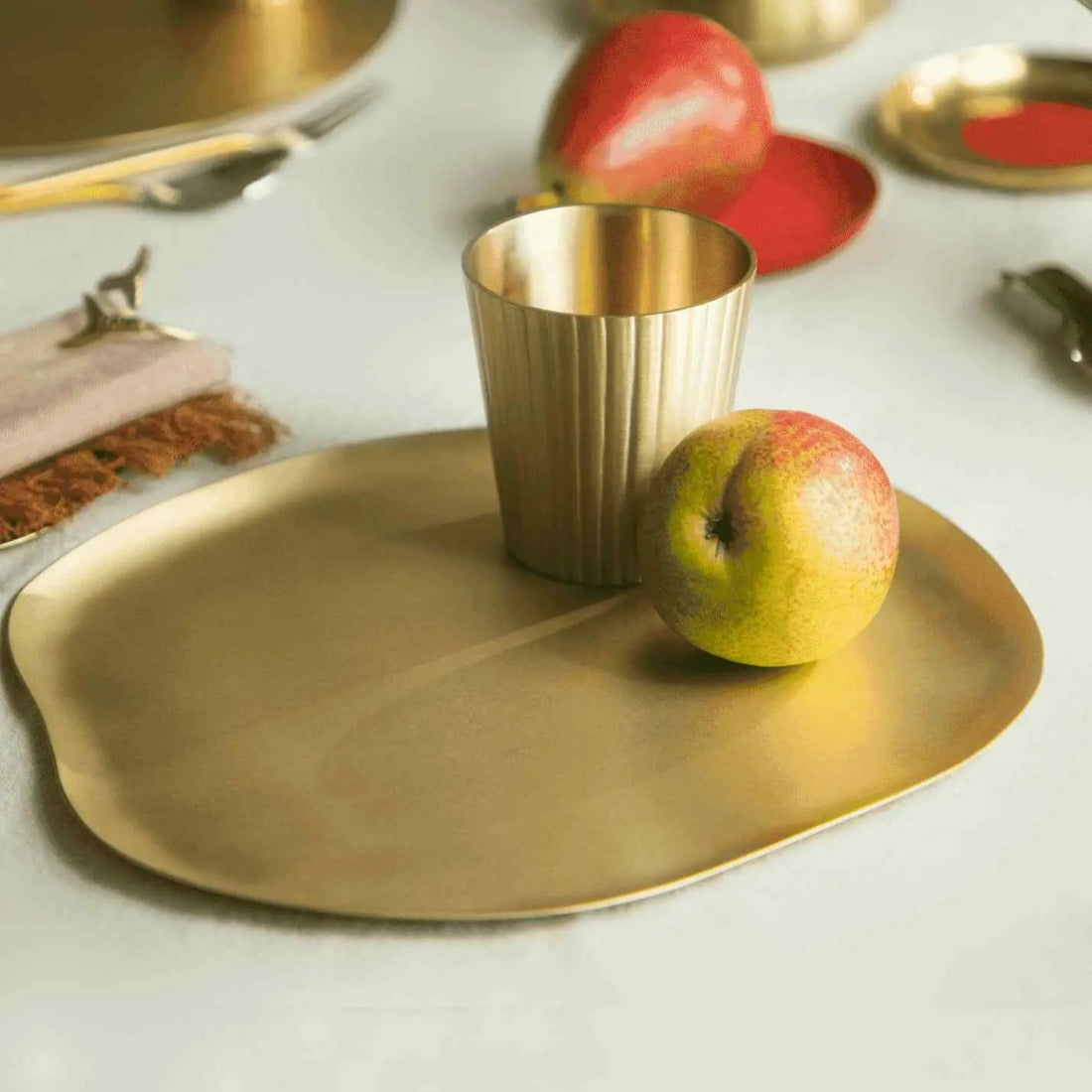 Haifa Brass Platter – Timeless Elegance for Your Table