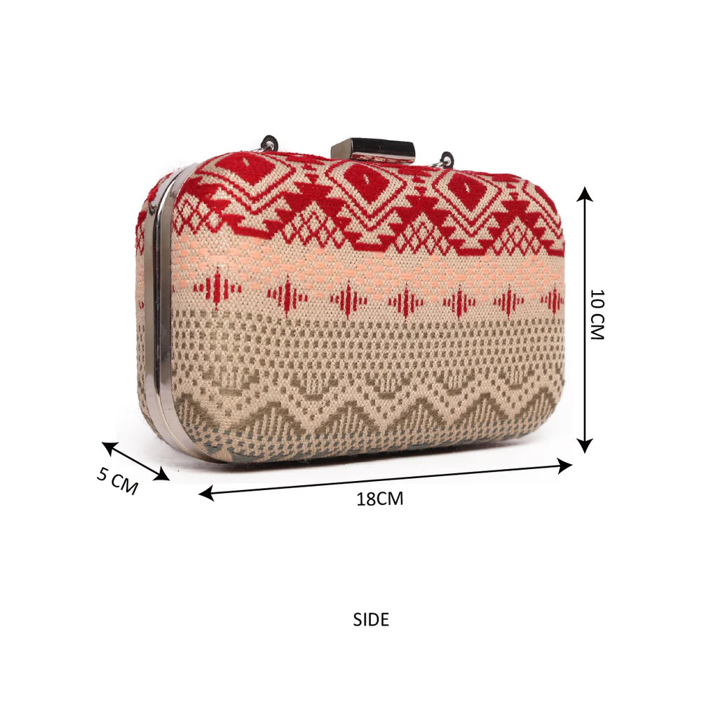 Handloom Bags with Beautiful Hanging Tassel – A Blend of Tradition and Modern Style