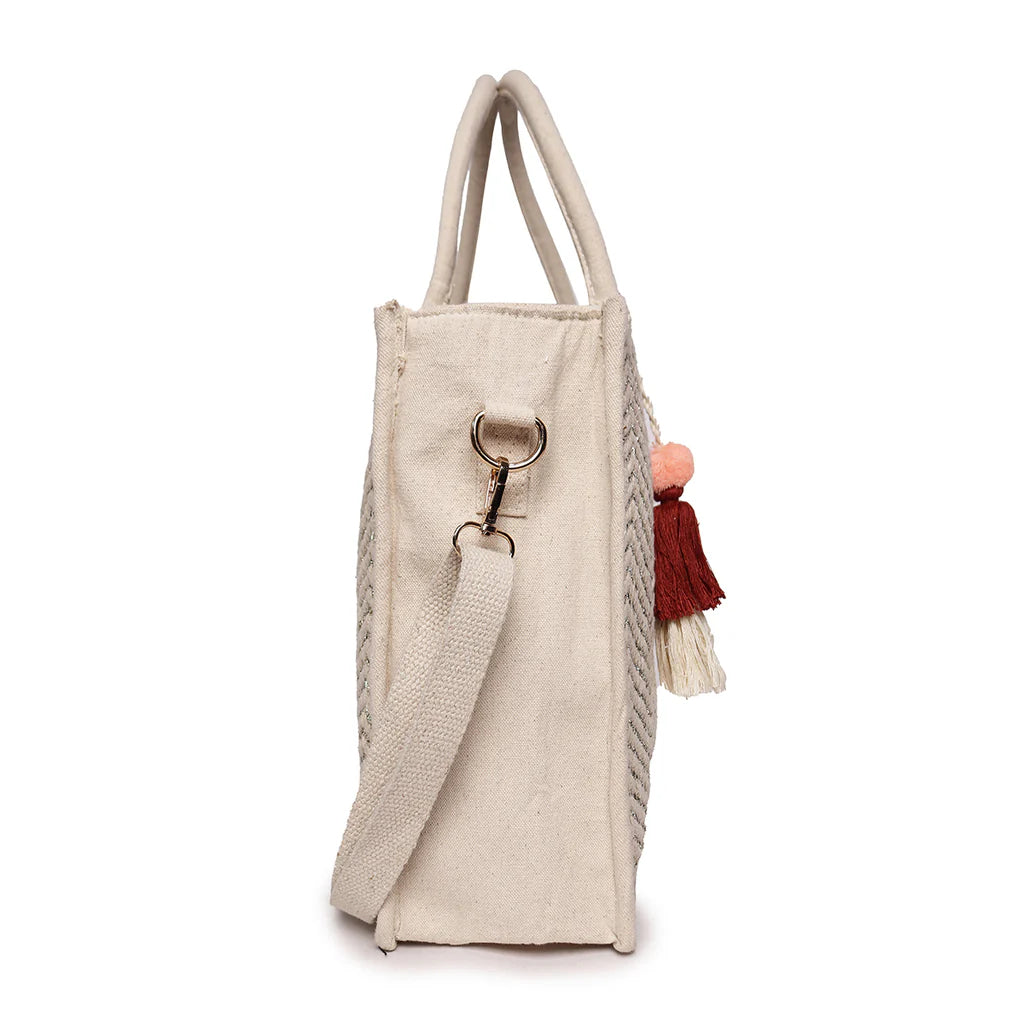 Handloom Bags with Beautiful Hanging Tassel – A Blend of Tradition and Modern Style