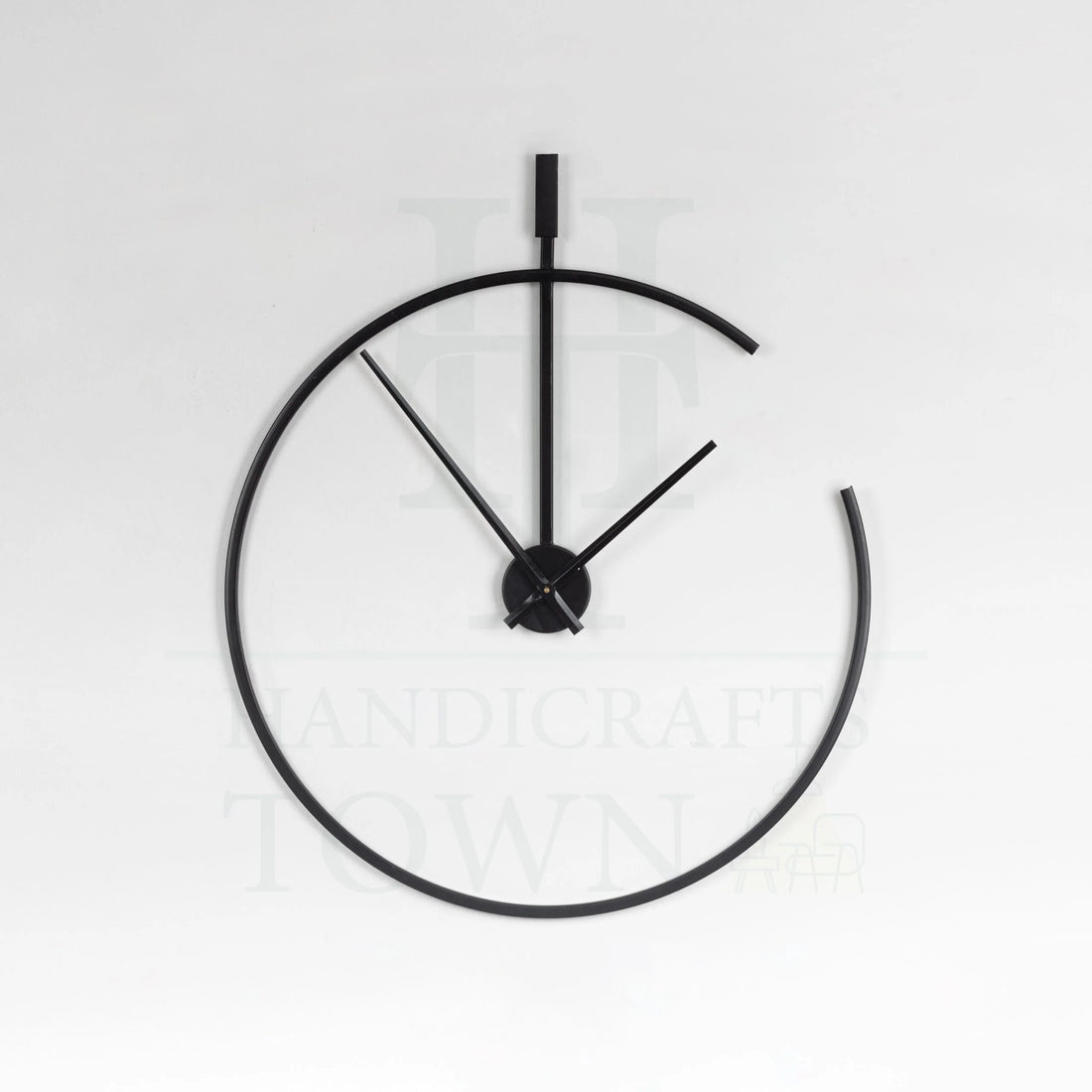 Large Metal Wall Clock – A Grand Addition to Your Home Decor
