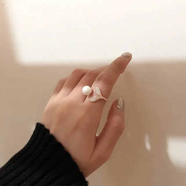 Mermaid Pearl Ring – Ocean Magic in Every Sparkle