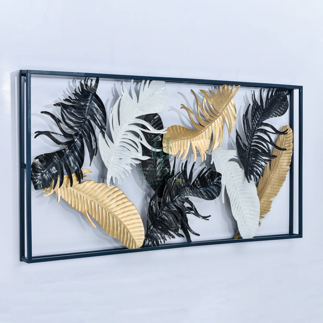 Metal Leaves Wall Frame – A Nature-Inspired Touch of Elegance