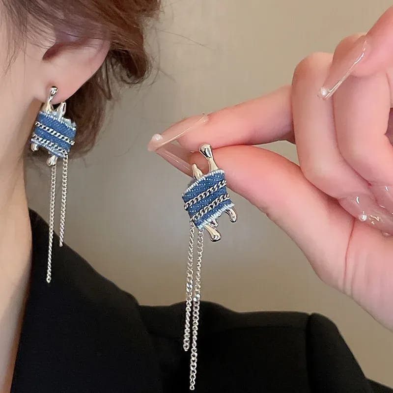 Mini Sweater Chain Drop Earrings – Quirky Winter-Inspired Fashion
