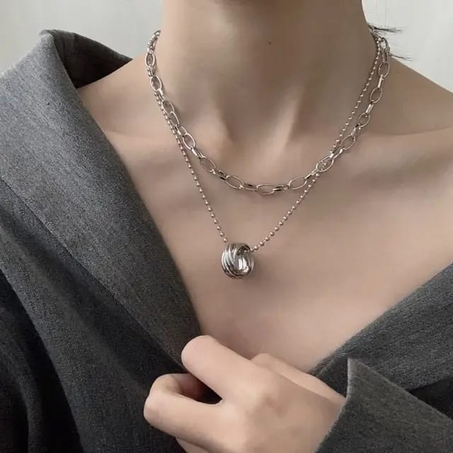 Minimalist Layered Chain Necklace – Faux Silver Unity Rings for Effortless Elegance