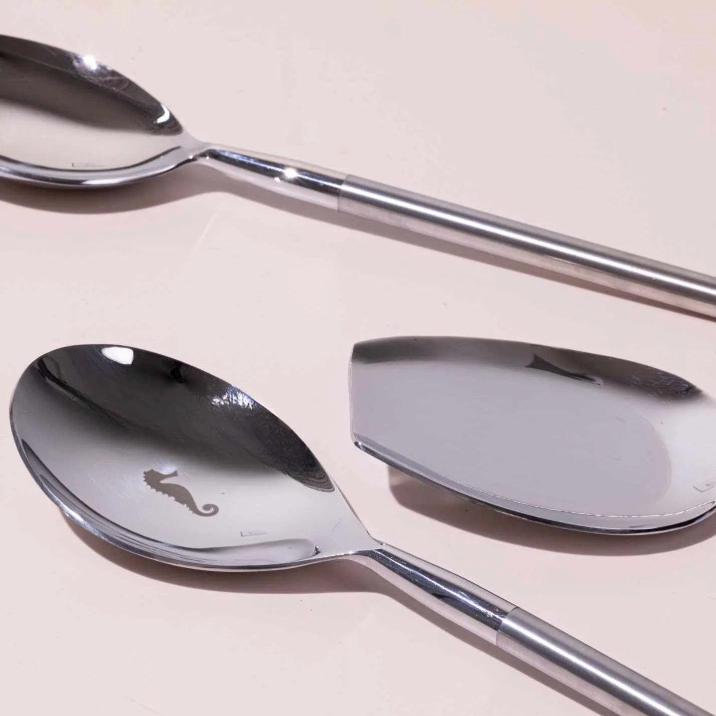 Mirissa Server Set - Set of 6 | Perfect Blend of Style and Functionality