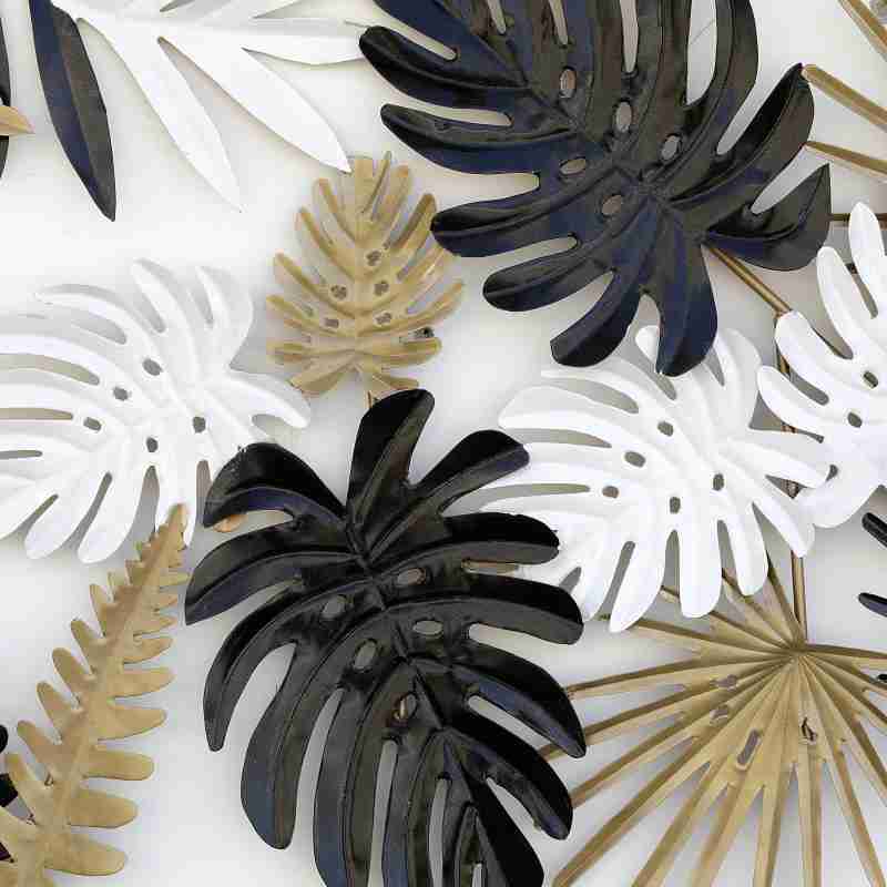 Monstera Leaves Frame Metal Wall Art – Nature-Inspired Elegance for Your Home