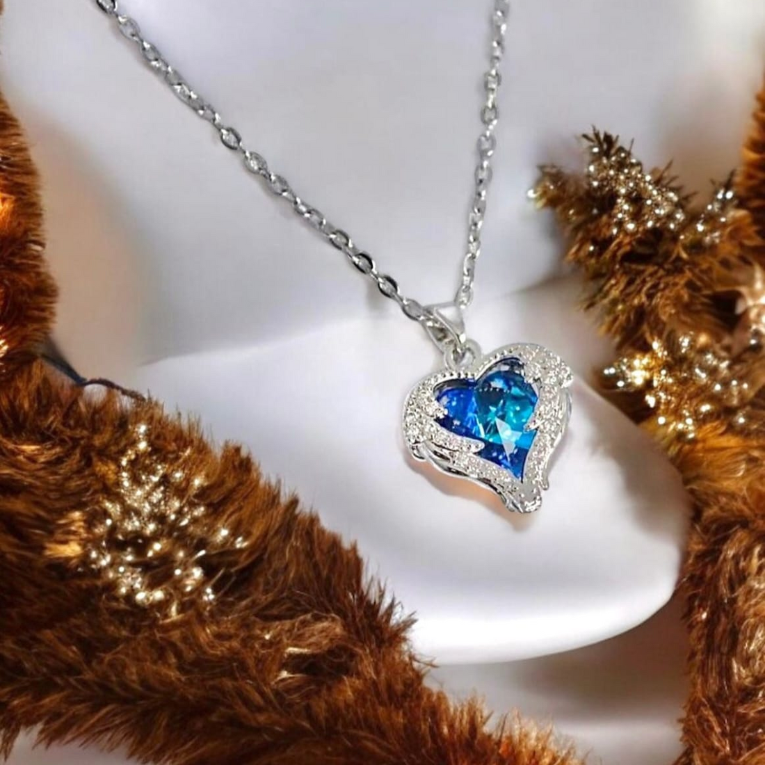 Ocean Blue Crystal Heart Necklace – Dive into Elegance with Faux Silver Shine