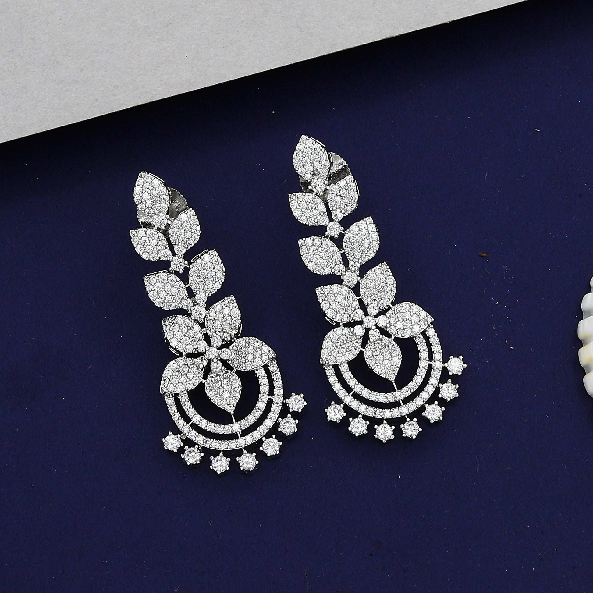 Partywear Silver Diamond Party Necklace – A Perfect Blend of Glamour and Sophistication