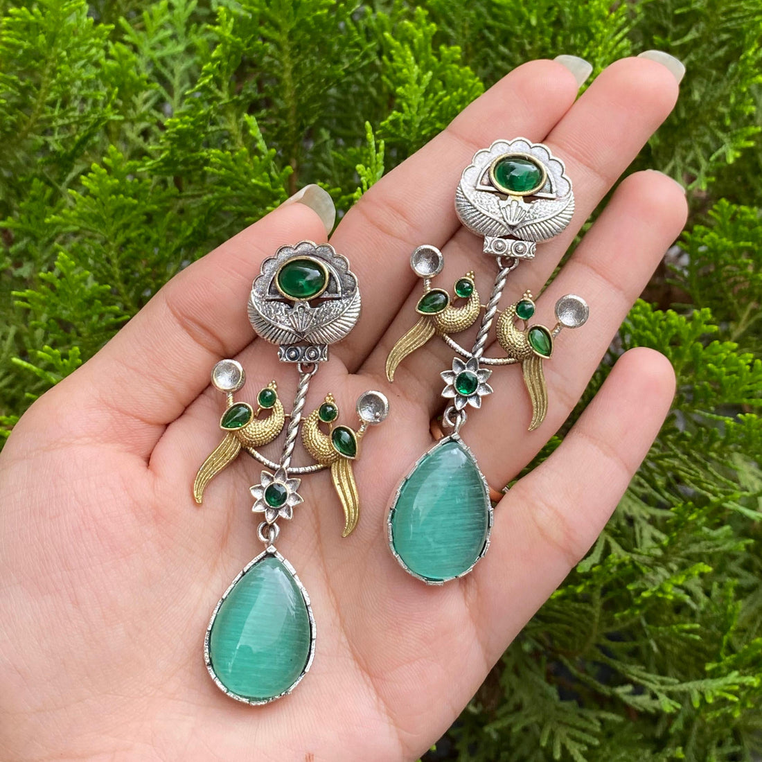 Peacock’s Tear Emerald Drops – A Jewel of Grace and Vibrance