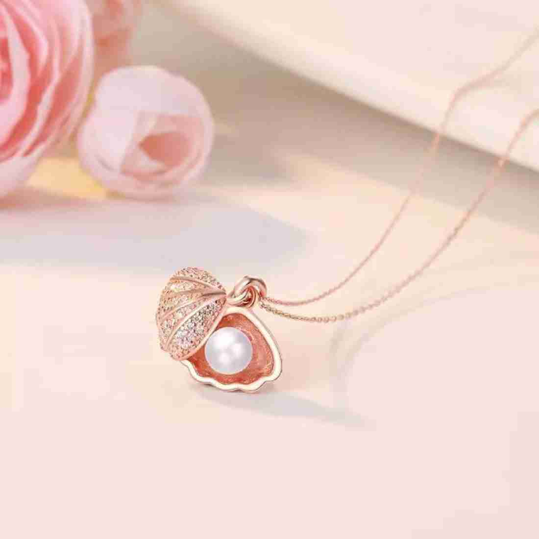 Rose Gold Pearl Shell Pendant Necklace – A Hidden Ocean Treasure in Every Glance