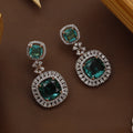 Rosepolished Square Cut Diamond Necklace with Green Colours – A Blend of Classic Luxury and Vibrant Elegance