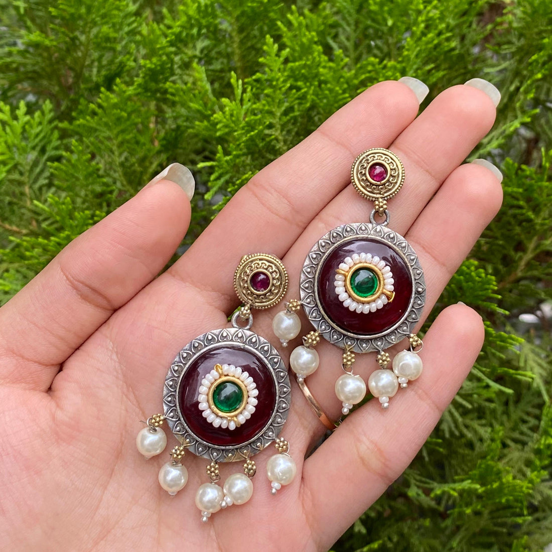 Royal Medallion Pearl Drops – A Regal Statement of Elegance and Tradition