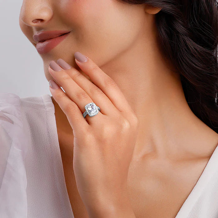 Silver Classic Solitaire Ring – Timeless Elegance, Captured in a Sparkle