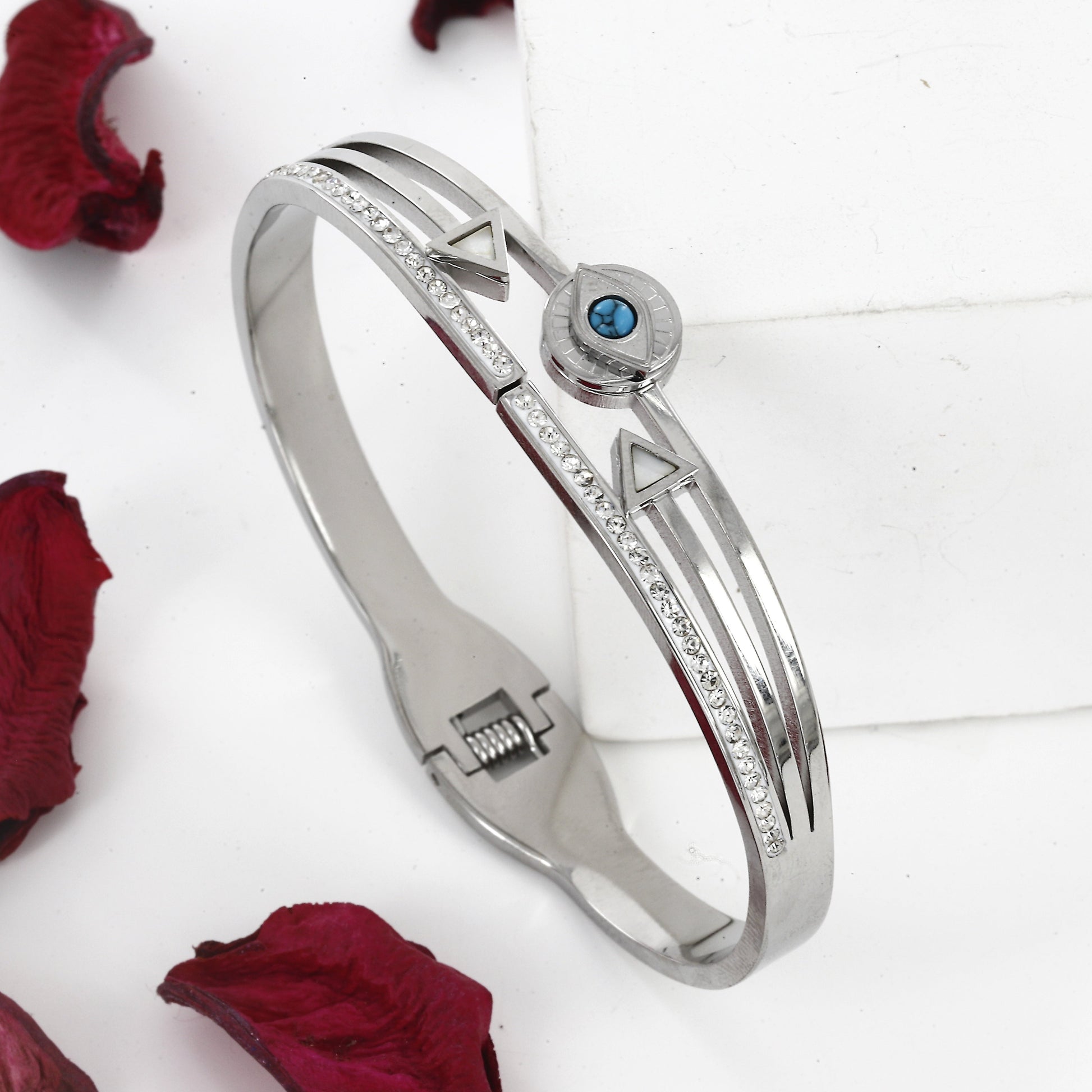 Silver Evil Eye Western Daily Wear Kada – A Stylish Symbol of Protection