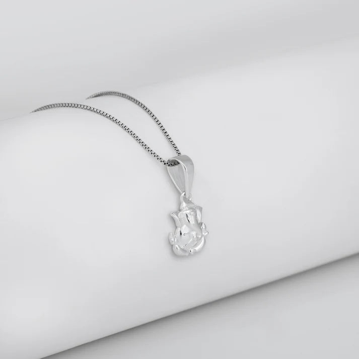 Silver Ganpati Pendant with Box Chain – Made with Pure 925 Silver