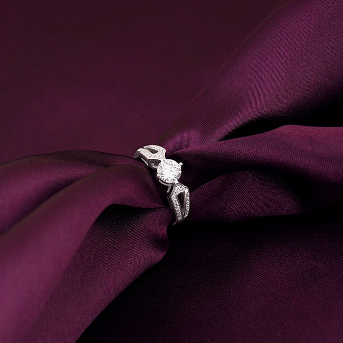 Silver Zircon Elegant Loop Ring – Grace in Every Curve