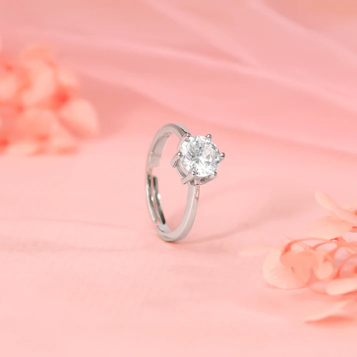 Silver Zircon Vintage Ring – Timeless Beauty, Forever in Style