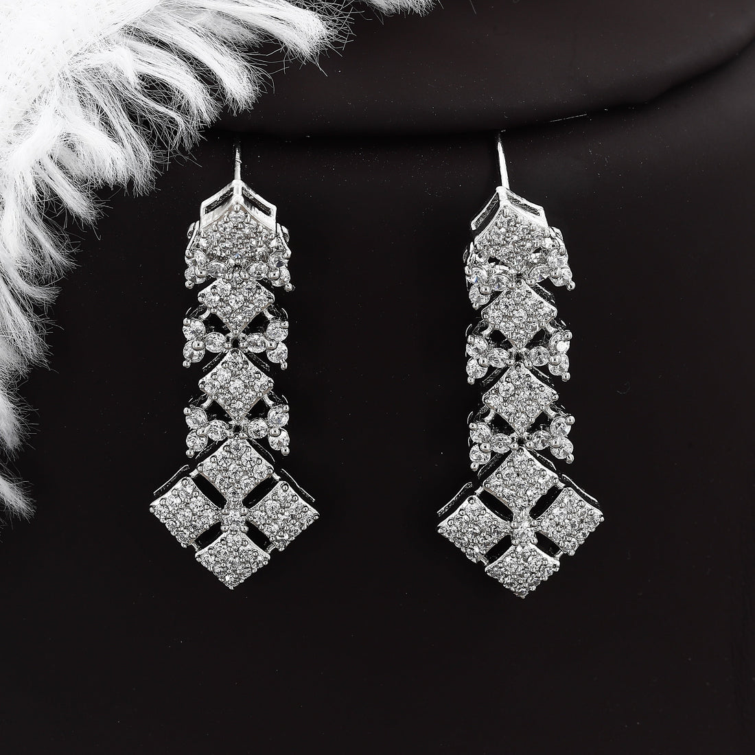 Single Line Triangle Design Diamond Necklace – A Chic Twist on Classic Elegance