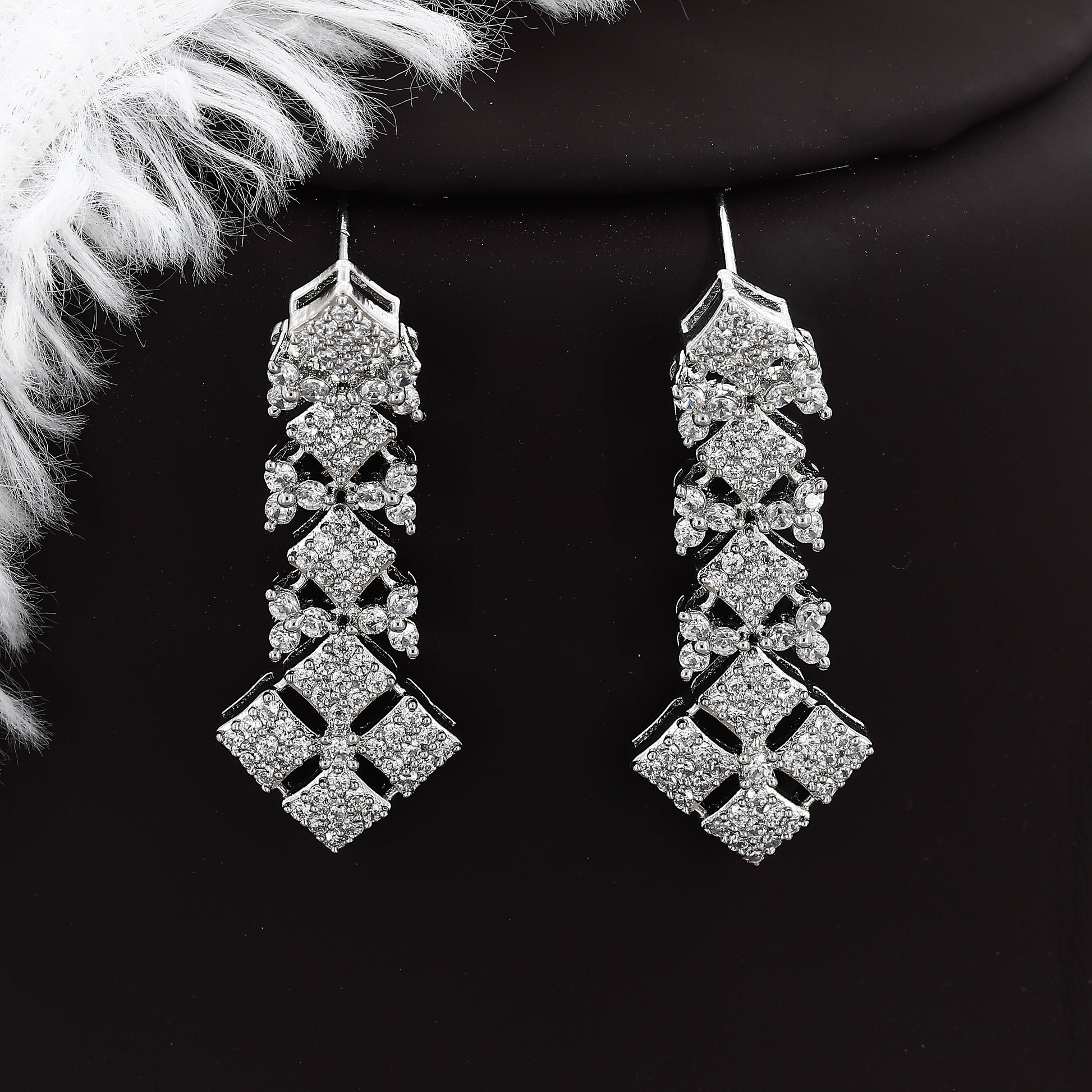 Single Line Triangle Design Diamond Necklace – A Chic Twist on Classic Elegance