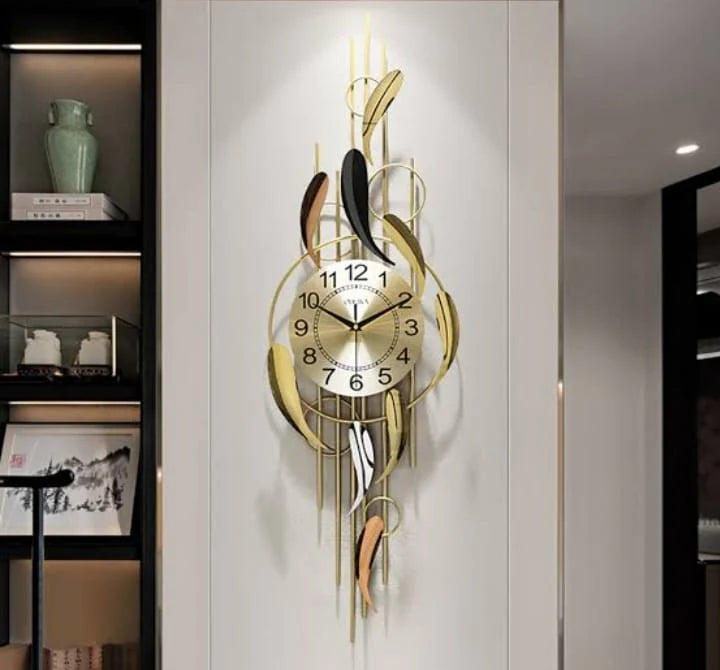 Stylish Black & Gold Wall Clock – A Luxurious Timepiece for Elegant Interiors