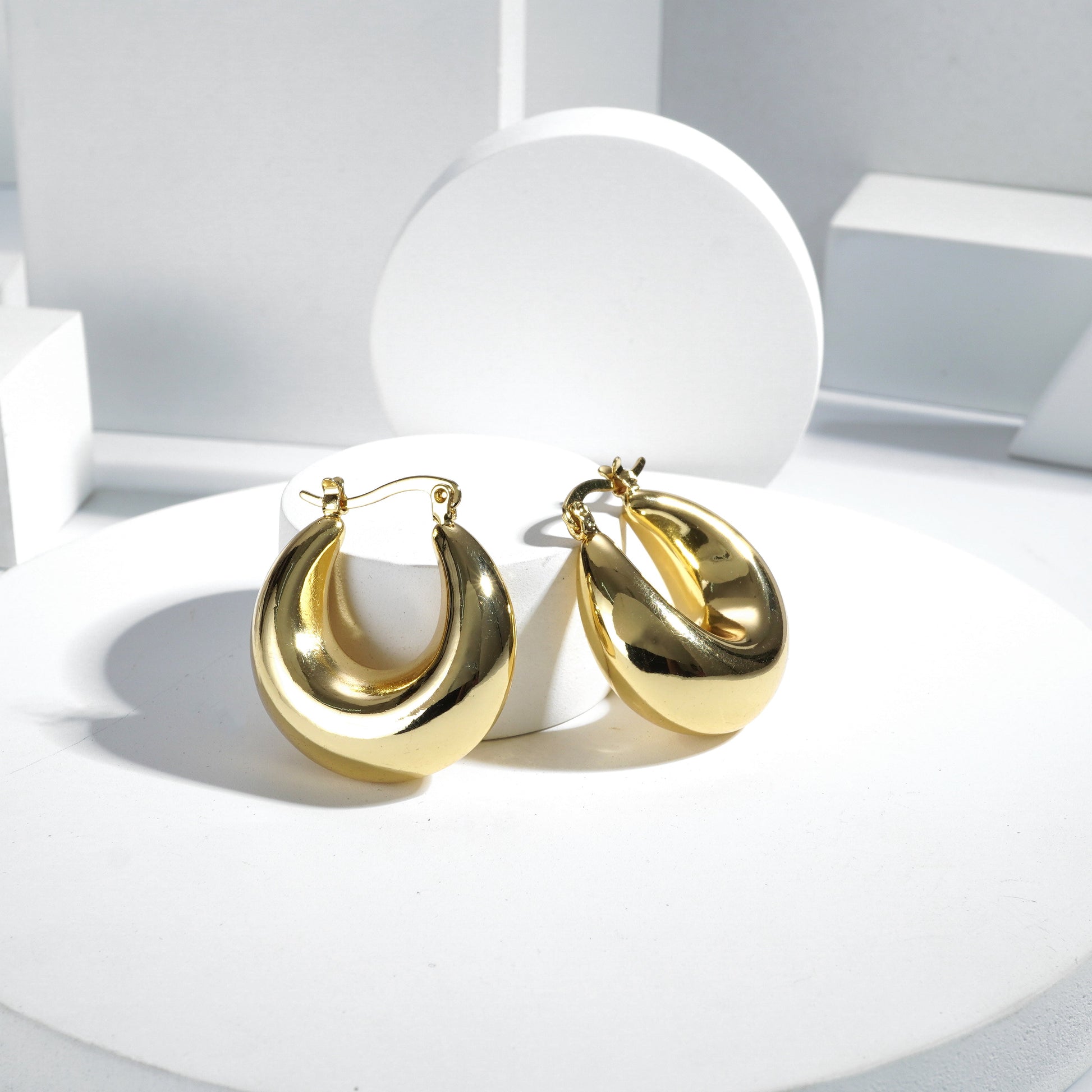 Stylish and Trendy Stunning Western Earring – A Bold Touch of Modern Elegance