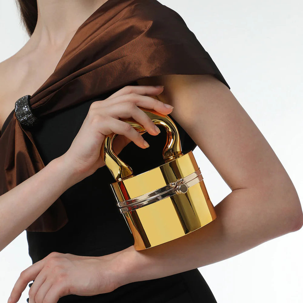 The Caldera Gloss Bucket Bag – California Gold – A Radiant Touch of Luxury