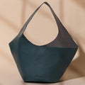 The Daily Hobo Bag – Hunter Green – Effortless Style with a Touch of Nature