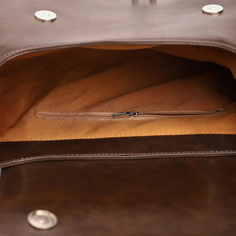 The Large Slant-Flap Hobo Bag – Coffee Brown – A Bold Fusion of Style and Comfort