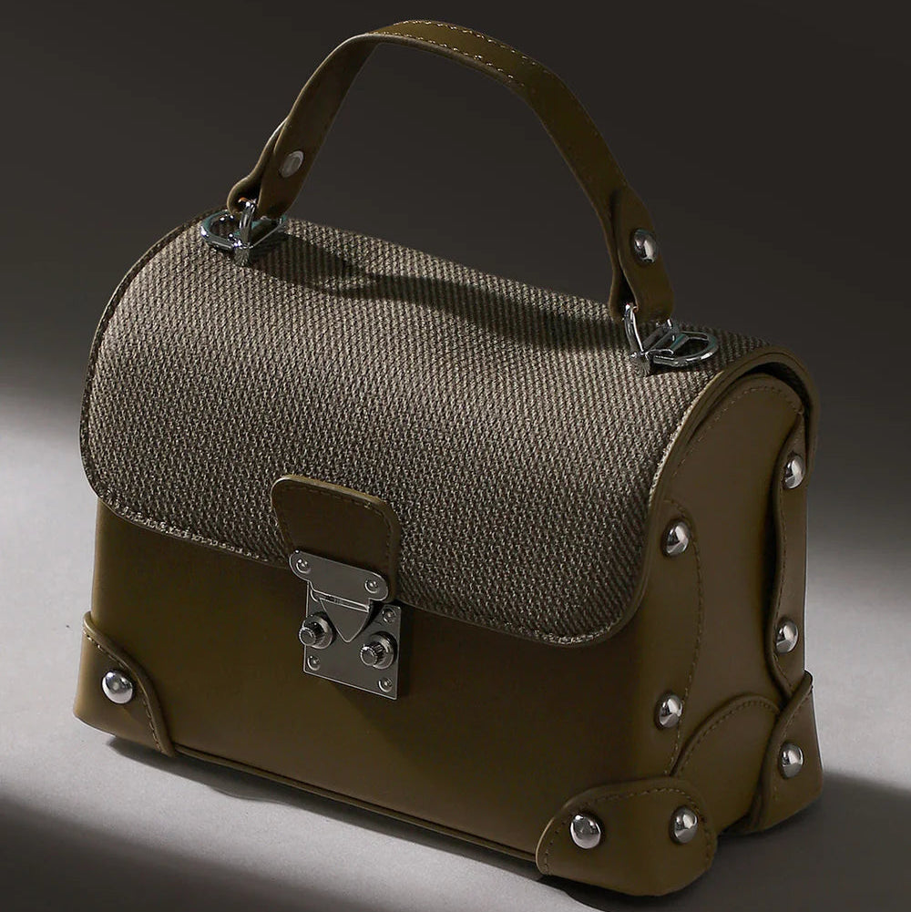 The Trunk Hand Bag – Olive Green – A Timeless Blend of Classic Style and Modern Charm