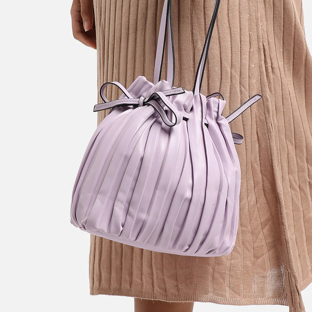 Tug-And-Go Lavender Bucket Bag – A Soft Pop of Color and Charm