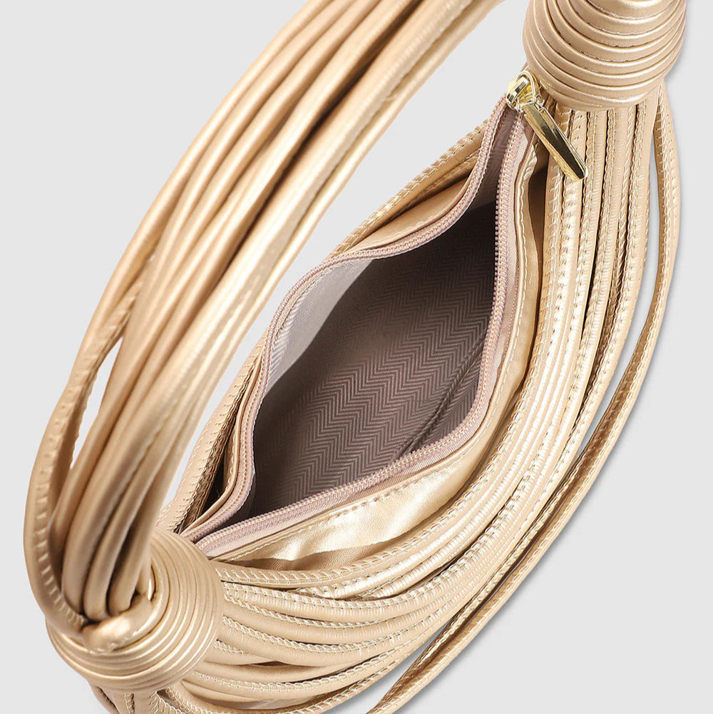 Wire Handbag – Gold – A Gleaming Touch of Glamour

